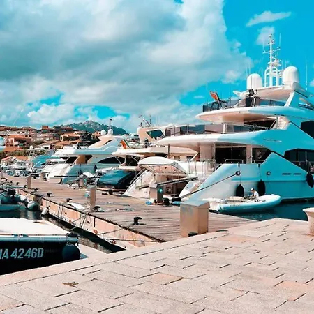 Porto Rotondo Vista Incantevole Sul Mare E Yacht 마리넬라